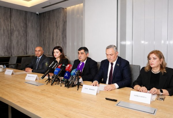 AMQF fəaliyyətinə və planlarına dair ictimai hesabatla çıxış edib (FOTO)