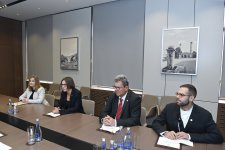 Ceyhun Bayramov BQXK-nin prezidenti ilə regiondakı humanitar məsələləri müzakirə edib (FOTO)