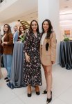 Leyla Əliyeva, Arzu Əliyeva və Alena Əliyeva “Art in Motion” sərgisini ziyarət ediblər (FOTO)