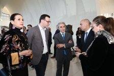 Arzu Əliyeva və Alena Əliyeva “Tağıyev: Məktəb” bədii filminin təqdimatında iştirak ediblər (FOTO)