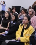Bakıda Beynəlxalq Xalça Forumu – “Dizayn, kolleksiyalar və məhsulun inkişafı” mövzusunda birinci sessiya (FOTO)