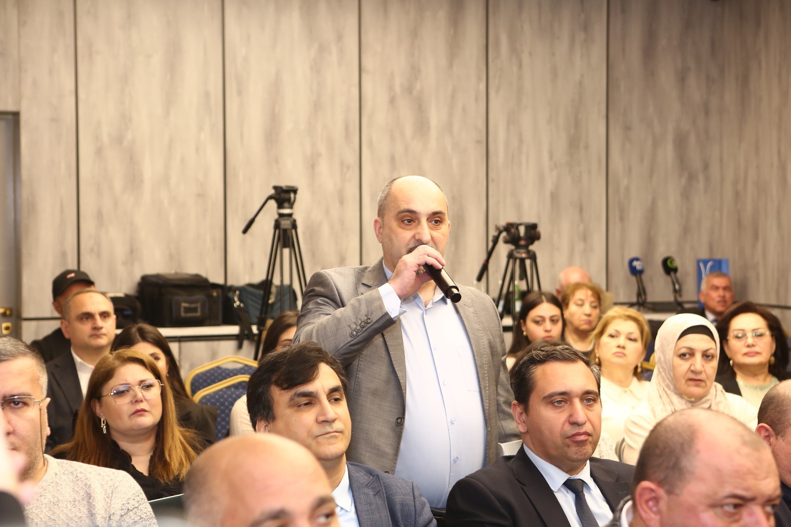 AMQF fəaliyyətinə və planlarına dair ictimai hesabatla çıxış edib (FOTO)