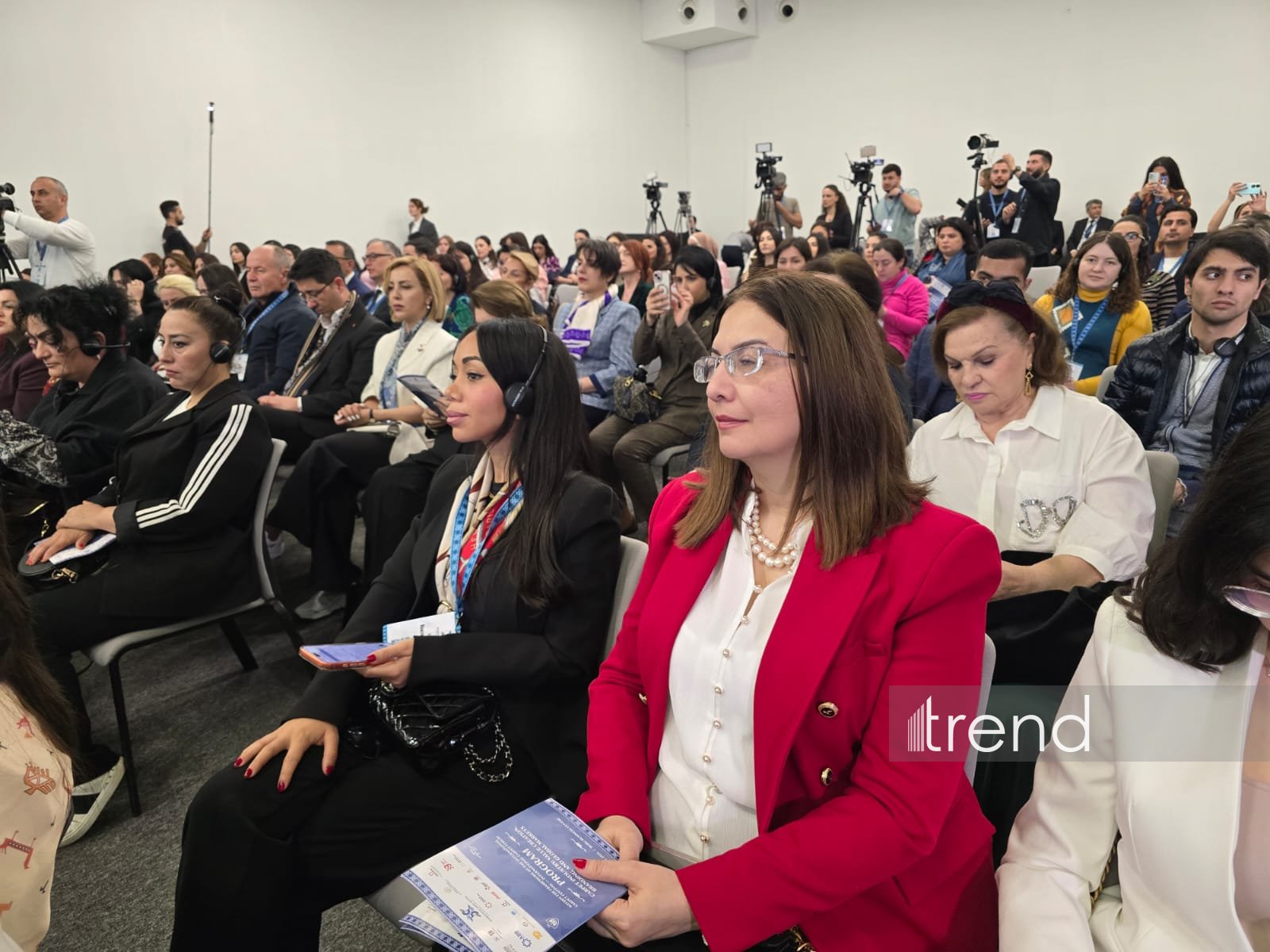 Bakı xalçaçılıq sənətinin qlobal paytaxtına çevrilib - Beynəlxalq forumun açılışı (FOTO)