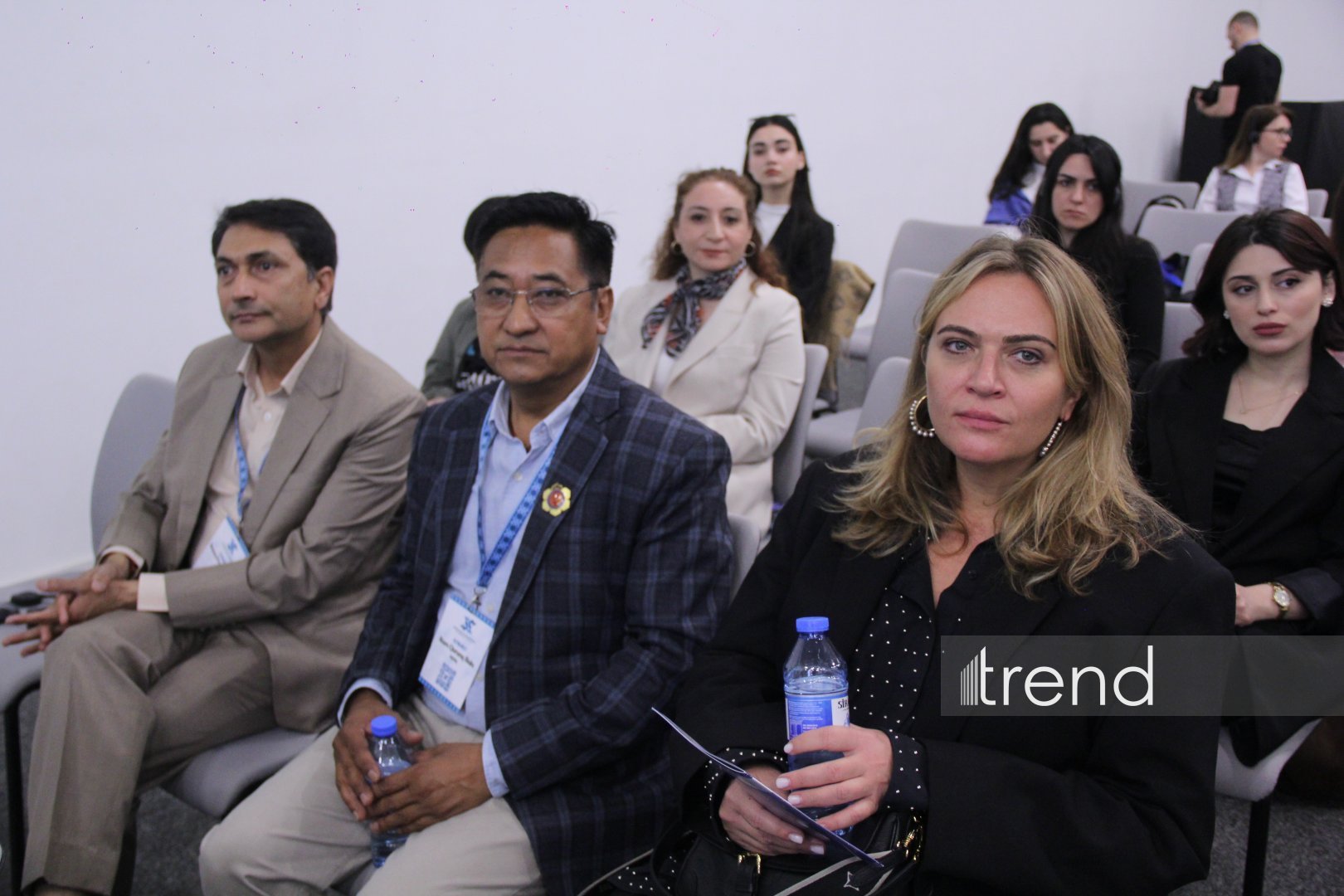 Bakıda Beynəlxalq Xalça Forumu - "İstehsal, dayanıqlı inkişaf və qlobal paylanma" adlı ikinci sessiya (FOTO)