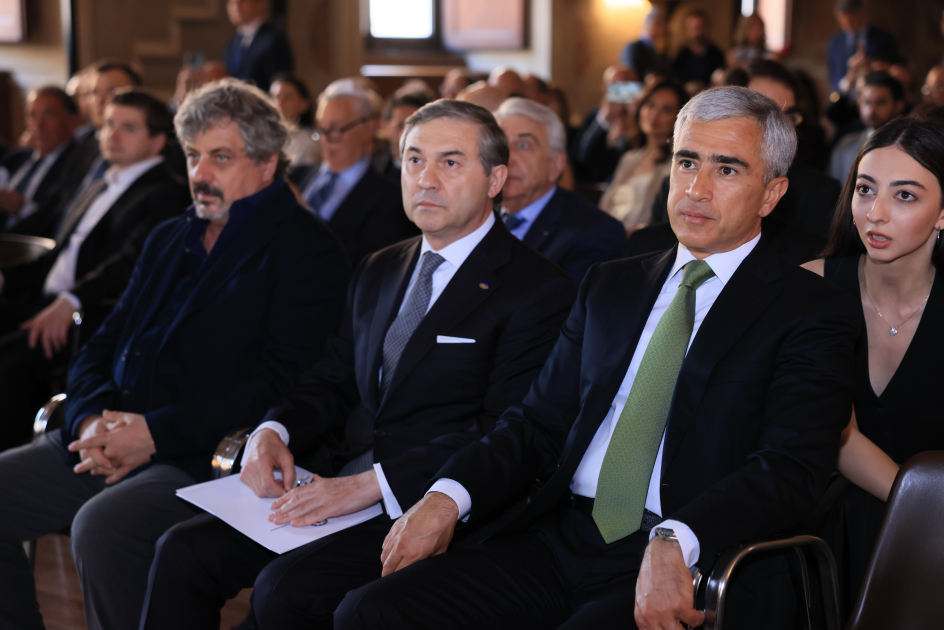 Vatikanda Heydər Əliyev Fondu ilə birgə layihələrin təqdimatına həsr olunan tədbir keçirilib (FOTO)