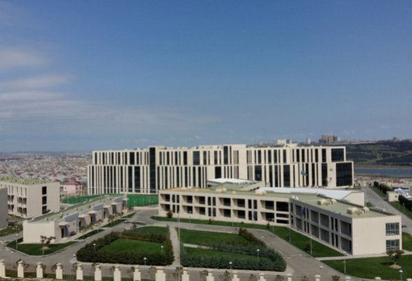 Moskva Dövlət Universitetinin Bakı filialı vakansiya elan edib