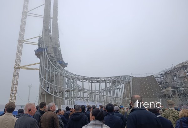 Diplomatik korpusun nümayəndələri Yeni Şuşa məscidində aparılan tikinti işləri ilə tanış olublar (FOTO)
