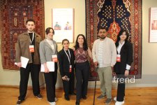 Beynəlxalq Xalça Festivalı çərçivəsində Bakıda unikal sərgilər açılıb (FOTO)