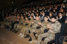 Heydər Əliyev Mərkəzində “İz” sənədli filminin nümayişi olub (FOTO)