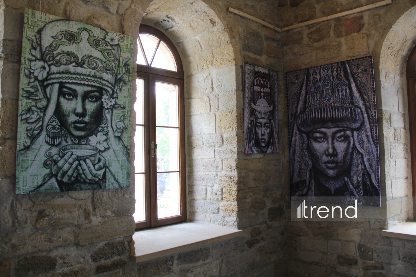 Beynəlxalq Xalça Festivalı çərçivəsində Bakıda unikal sərgilər açılıb (FOTO)