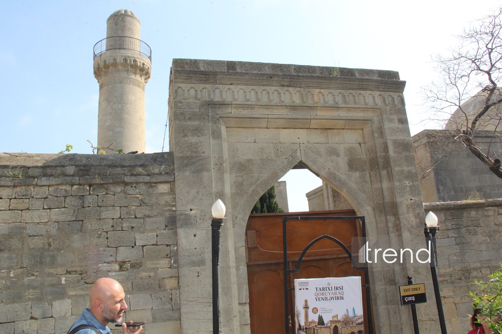 Beynəlxalq Xalça Festivalı çərçivəsində Bakıda unikal sərgilər açılıb (FOTO)