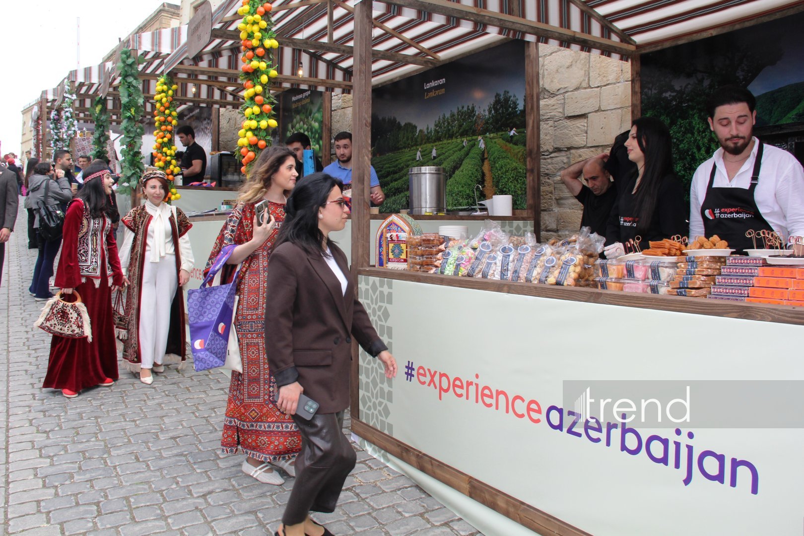Bakıda Beynəlxalq Xalça Festivalı keçirilir (FOTO)