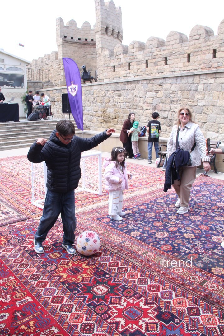 Bakıda Beynəlxalq Xalça Festivalı keçirilir (FOTO)