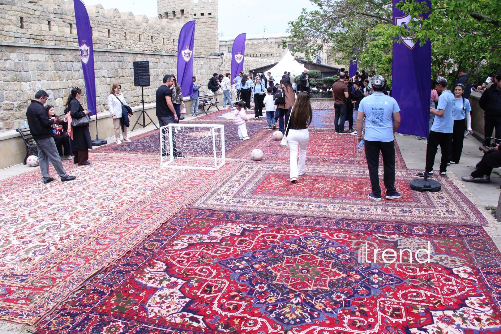 Bakıda Beynəlxalq Xalça Festivalı keçirilir (FOTO)