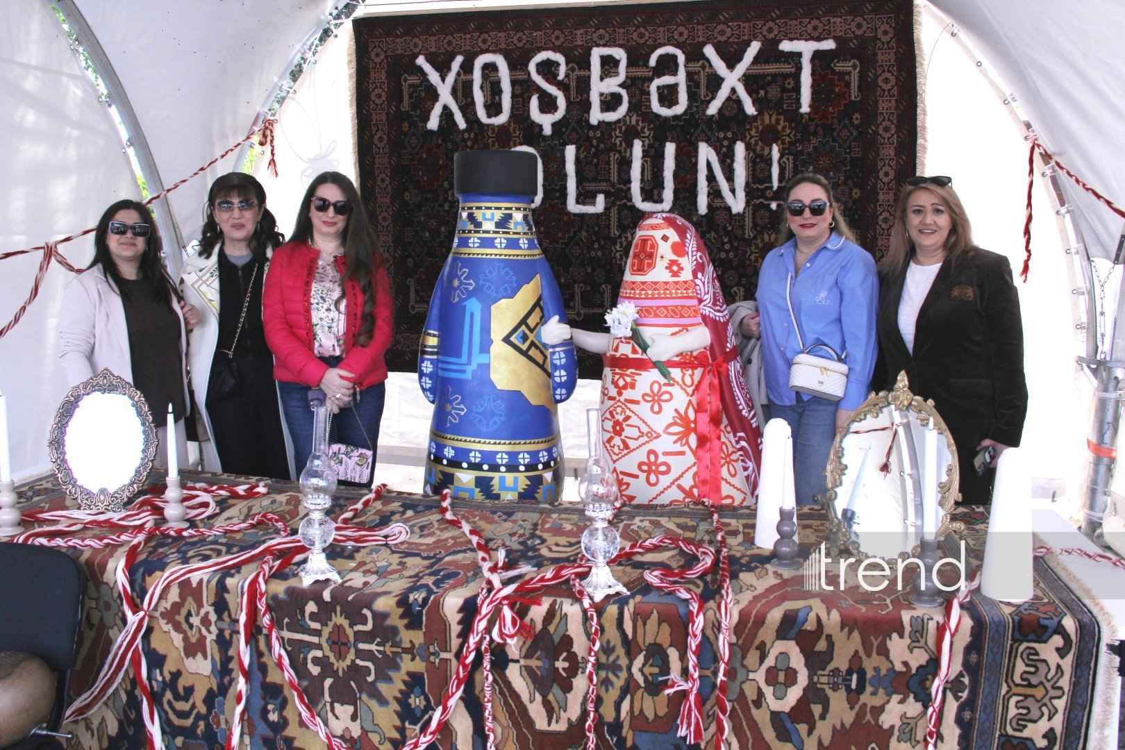 Bakıda Beynəlxalq Xalça Festivalı keçirilir (FOTO)