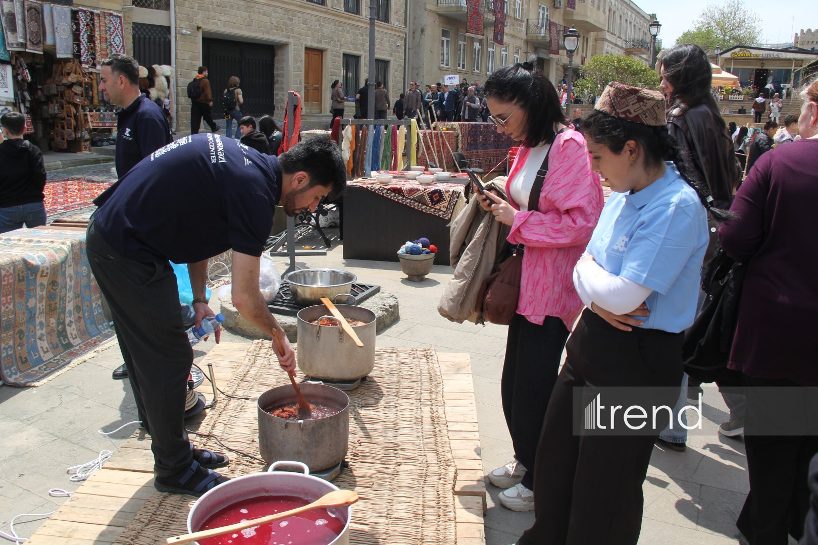 Bakıda Beynəlxalq Xalça Festivalı keçirilir (FOTO)