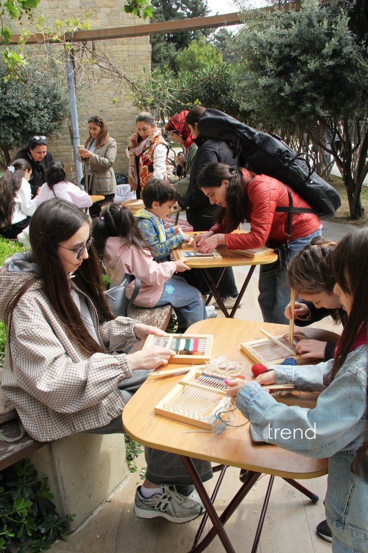 Bakıda Beynəlxalq Xalça Festivalı keçirilir (FOTO)