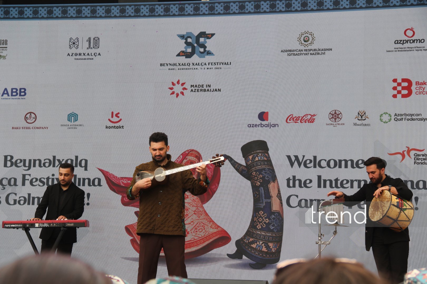 Bakıda Beynəlxalq Xalça Festivalı keçirilir (FOTO)