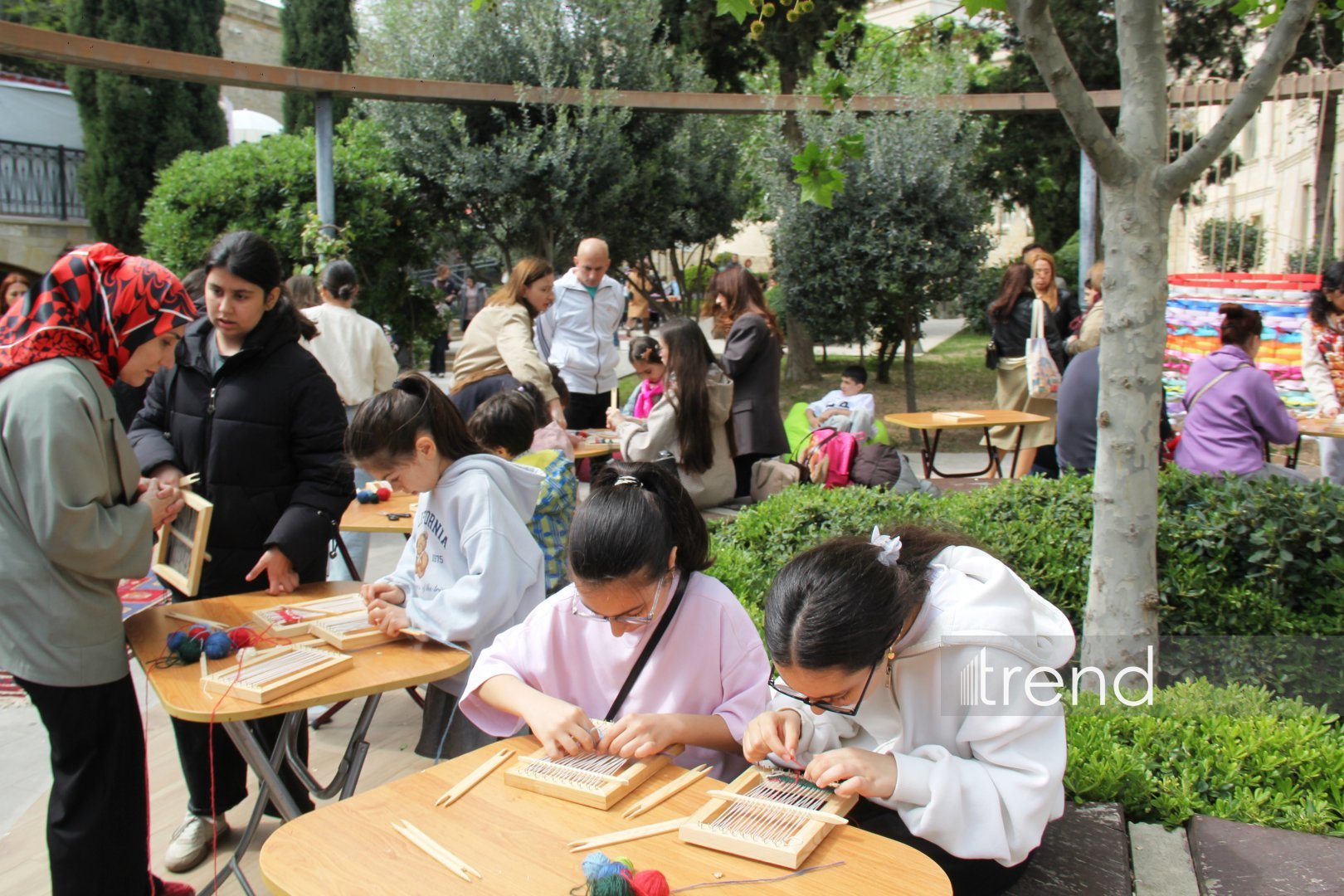 Bakıda Beynəlxalq Xalça Festivalı keçirilir (FOTO)