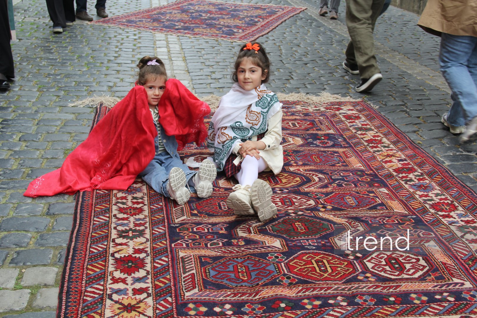Bakıda Beynəlxalq Xalça Festivalı keçirilir (FOTO)