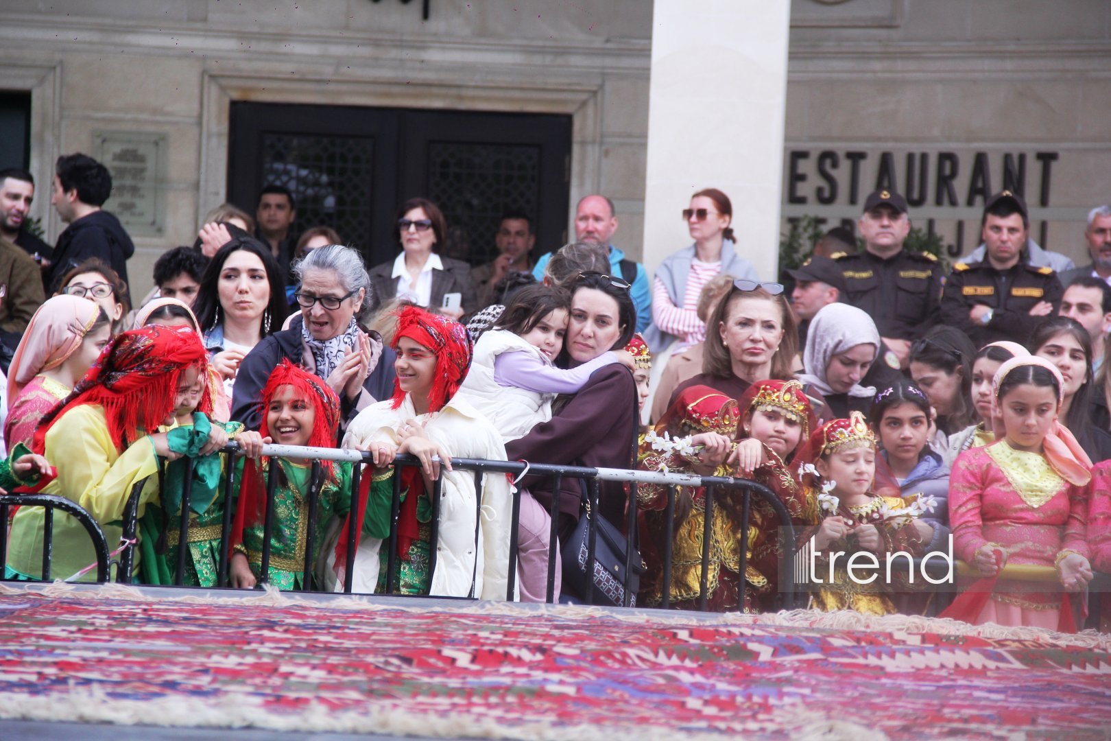 Bakıda Beynəlxalq Xalça Festivalı keçirilir (FOTO)
