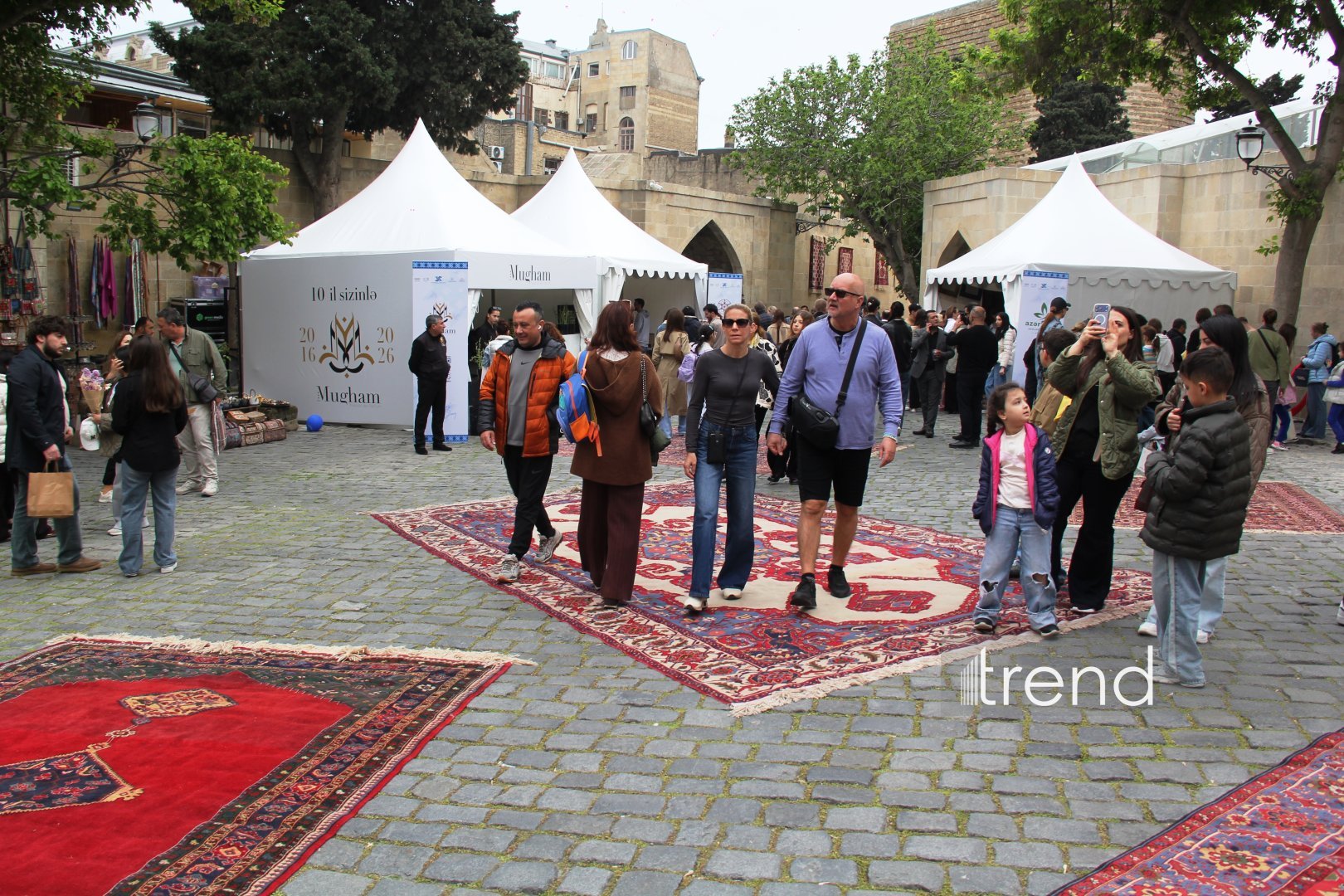 Bakıda Beynəlxalq Xalça Festivalı keçirilir (FOTO)