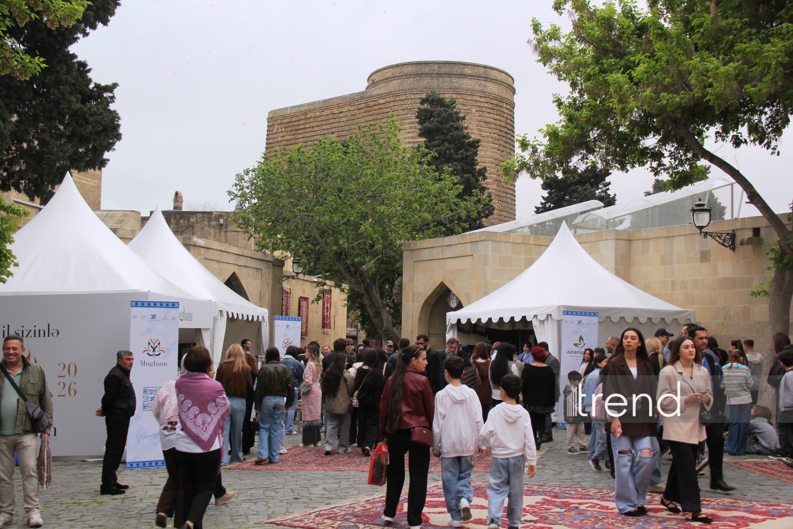 Bakıda Beynəlxalq Xalça Festivalı keçirilir (FOTO)