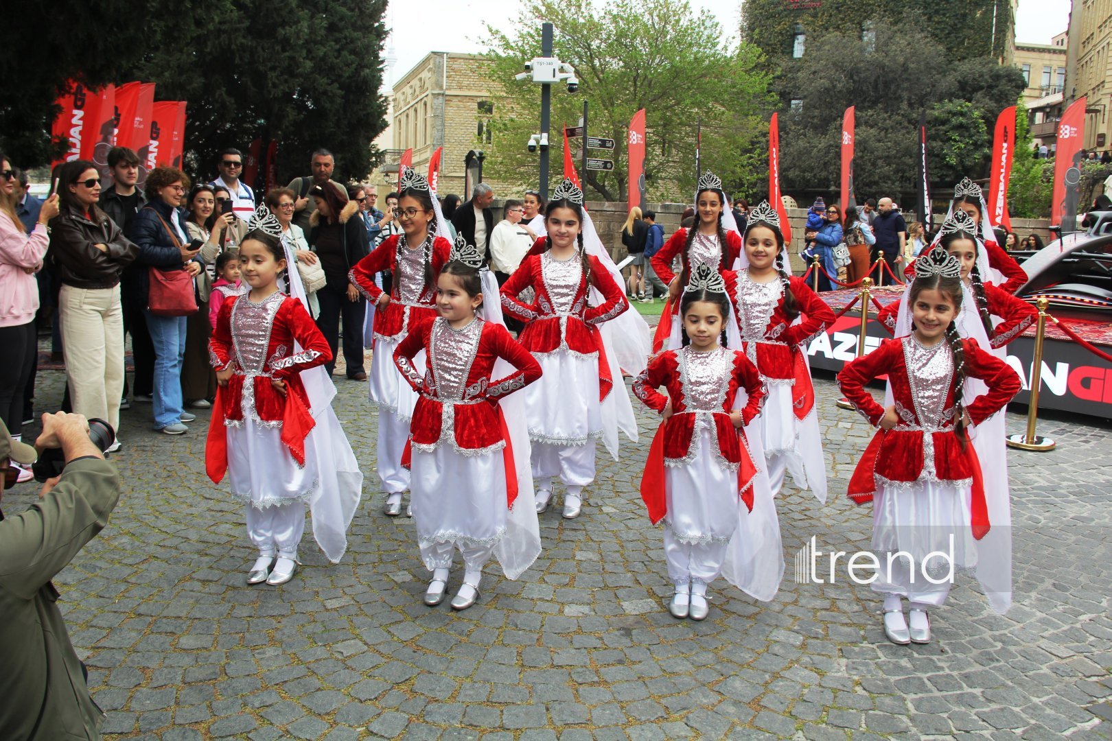 Bakıda Beynəlxalq Xalça Festivalı keçirilir (FOTO)