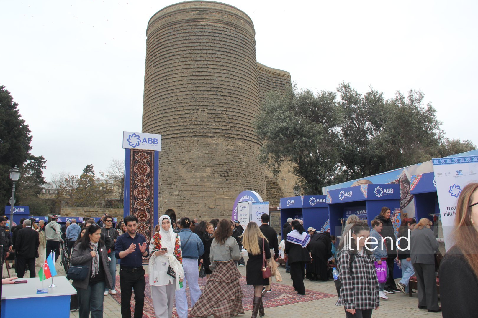Bakıda Beynəlxalq Xalça Festivalı keçirilir (FOTO)