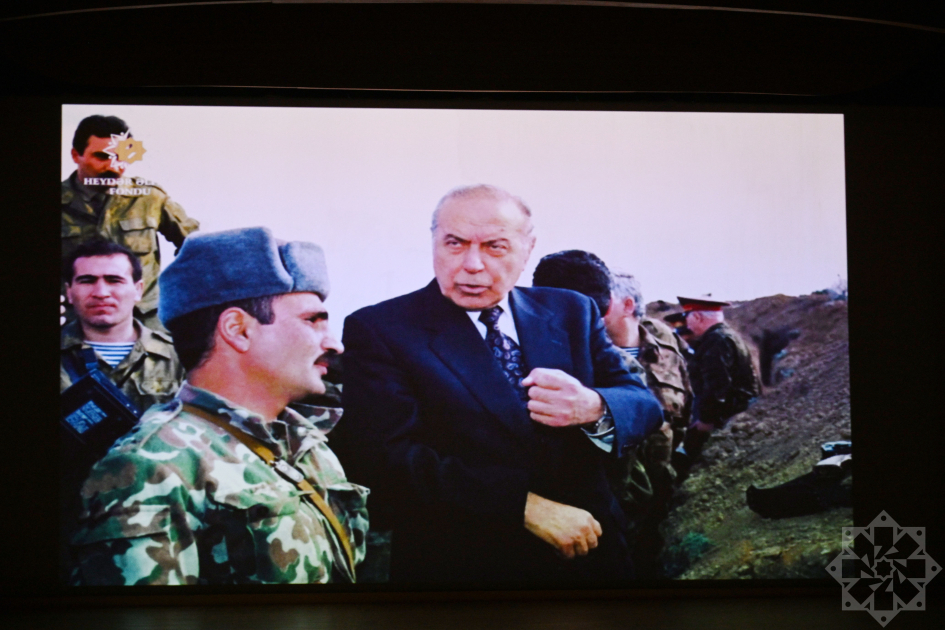 Heydər Əliyev Mərkəzində “İz” sənədli filminin nümayişi olub (FOTO)