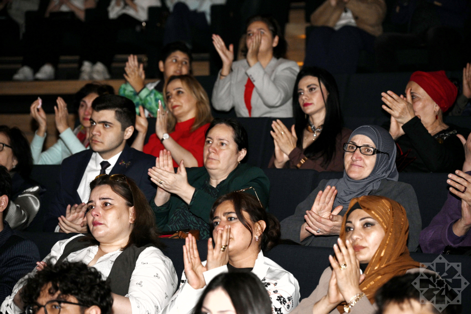 Heydər Əliyev Mərkəzində “İz” sənədli filminin nümayişi olub (FOTO)