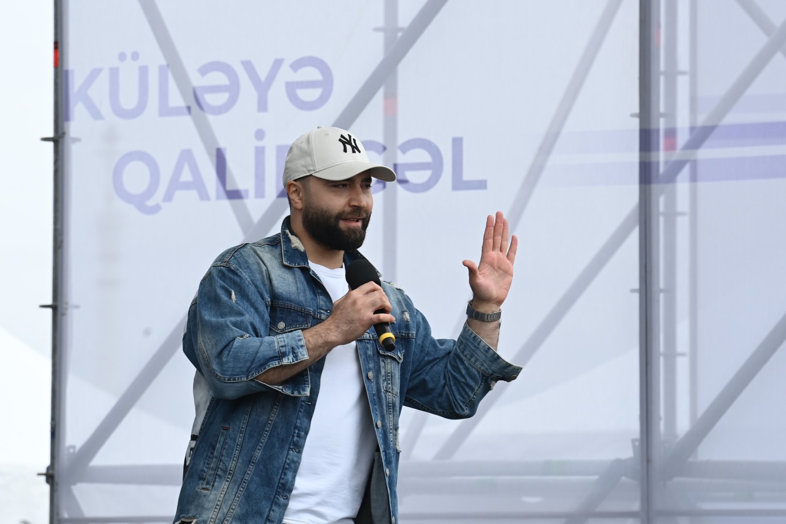 "Bakı Marafonu 2026"ın start və finişində konsert təşkil edildi (FOTO)