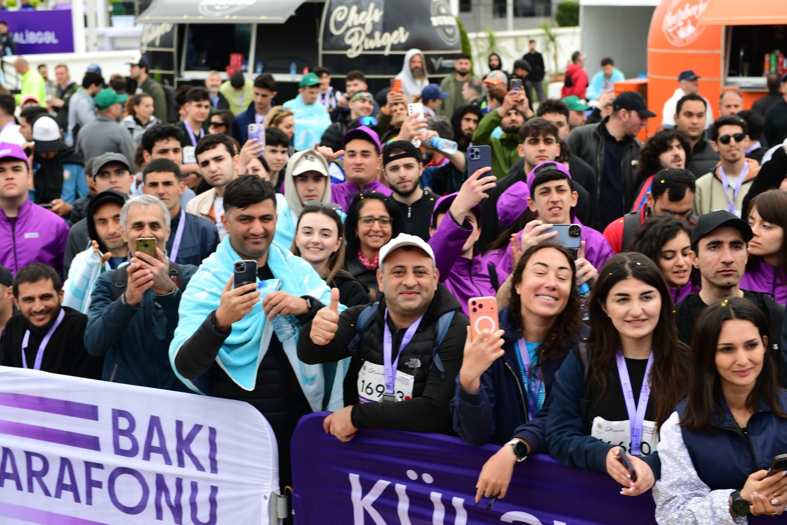 "Bakı Marafonu 2026"ın start və finişində konsert təşkil edildi (FOTO)