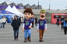 "Bakı Marafonu 2026"ın start və finişində konsert təşkil edildi (FOTO)