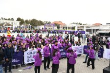 "Bakı Marafonu 2026"ın start və finişində konsert təşkil edildi (FOTO)