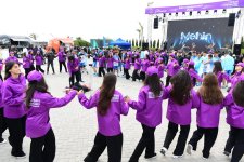 "Bakı Marafonu 2026"ın start və finişində konsert təşkil edildi (FOTO)