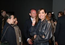 Leyla Əliyeva və Arzu Əliyeva Beynəlxalq Xalça Festivalını ziyarət ediblər (FOTO)