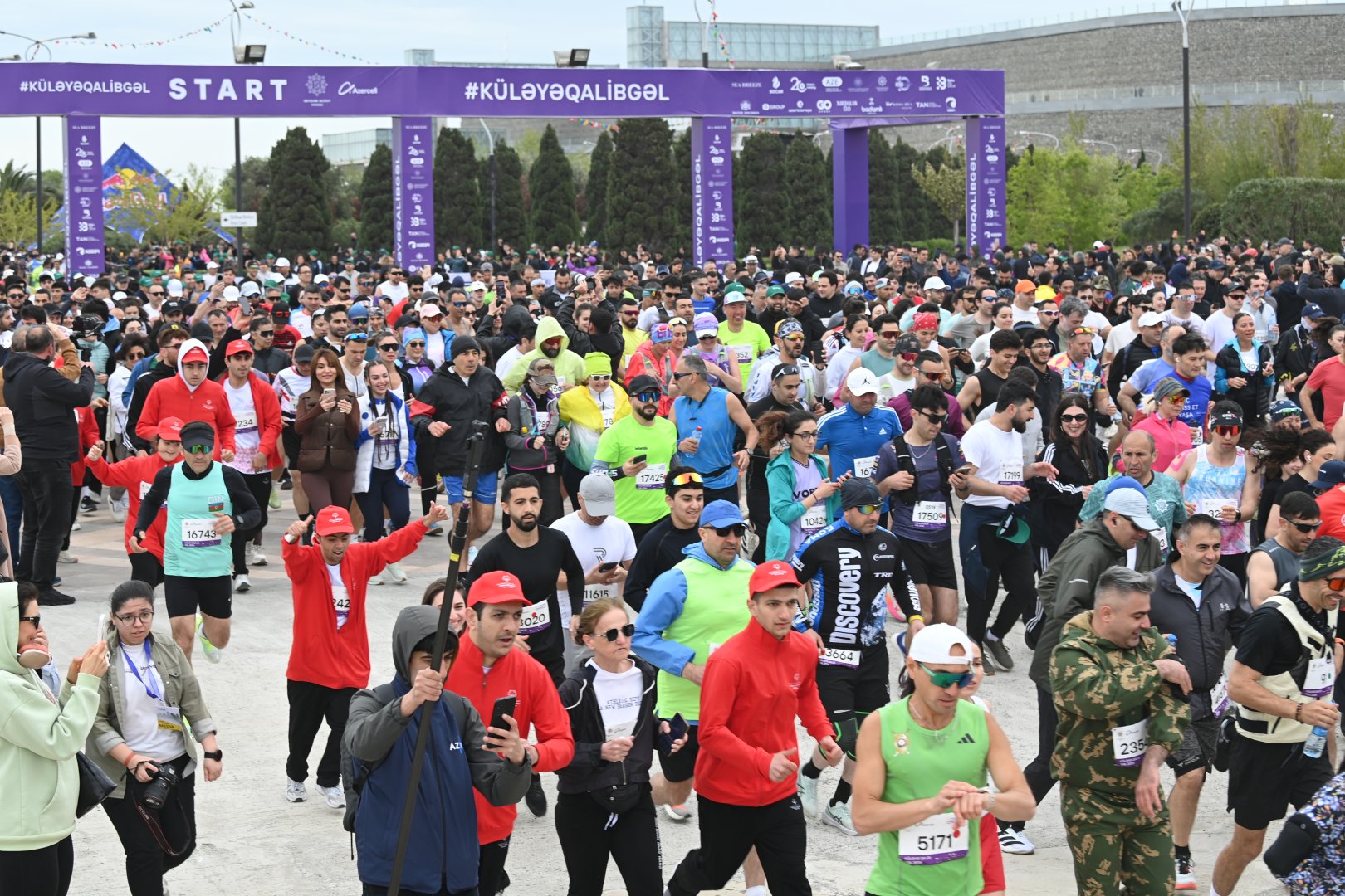 Möhtəşəm “Bakı Marafonu 2026” başlayıb – media nümayəndələri, konsert proqramı, fan-zona, mükafatlar (FOTO)