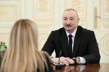 Prezident İlham Əliyevin İtaliya Nazirlər Şurasının sədri ilə geniş tərkibdə görüşü olub (FOTO)