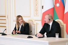 Prezident İlham Əliyev və İtaliya Nazirlər Şurasının sədri mətbuata bəyanatlarla çıxış ediblər (FOTO)