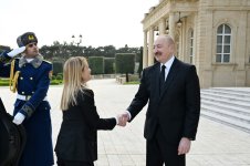 Prezident İlham Əliyevin İtaliya Nazirlər Şurasının sədri Ciorcia Meloni ilə təkbətək görüşü keçirilib (FOTO)