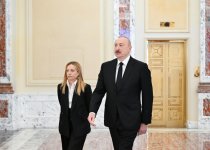 Prezident İlham Əliyevin İtaliya Nazirlər Şurasının sədri Ciorcia Meloni ilə təkbətək görüşü keçirilib (FOTO)