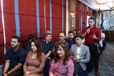 Diaspor tarixində ilk dəfə Vyetnamda yaşayan azərbaycanlılarla görüş keçirilib (FOTO)