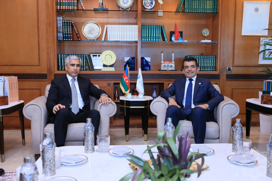 ICESCO-nun qərargahında “Natəvan Mədəni İrs Mükafatı”nın ilk qaliblərinin təltif edilməsi mərasimi olub (FOTO)