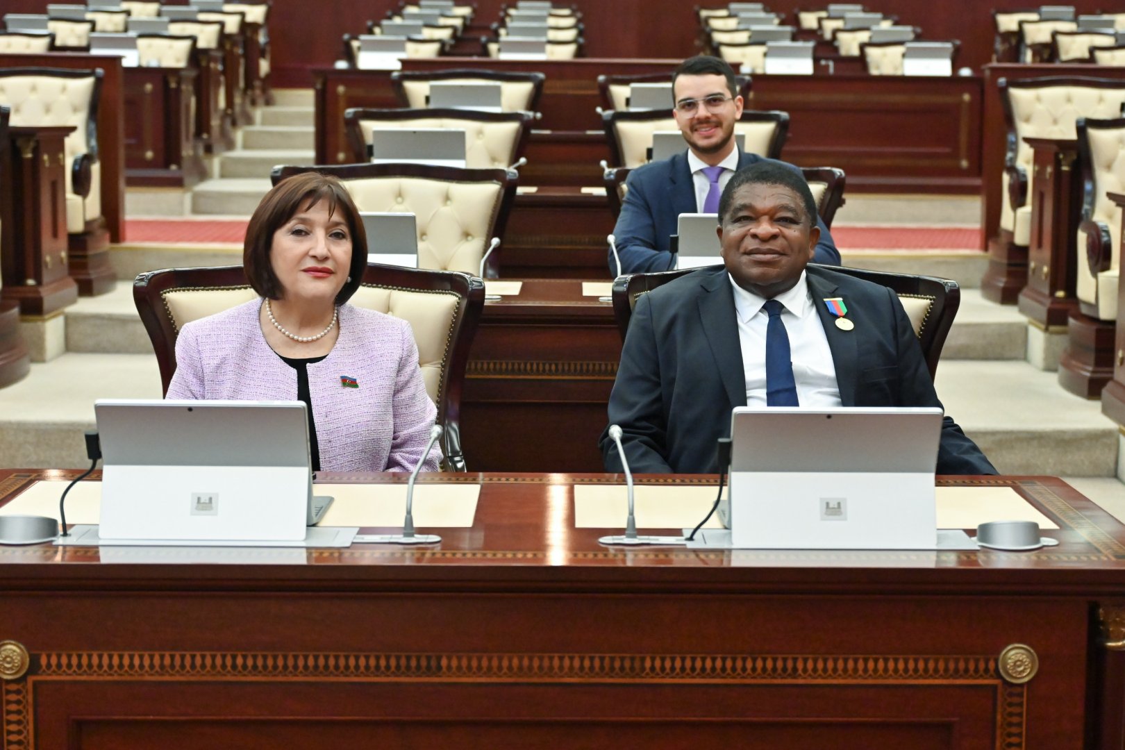 Milli Məclisin sədri Parlamentlərarası İttifaqın Baş katibi ilə görüşüb (FOTO)