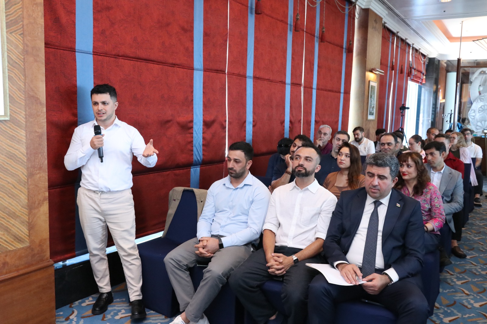 Diaspor tarixində ilk dəfə Vyetnamda yaşayan azərbaycanlılarla görüş keçirilib (FOTO)