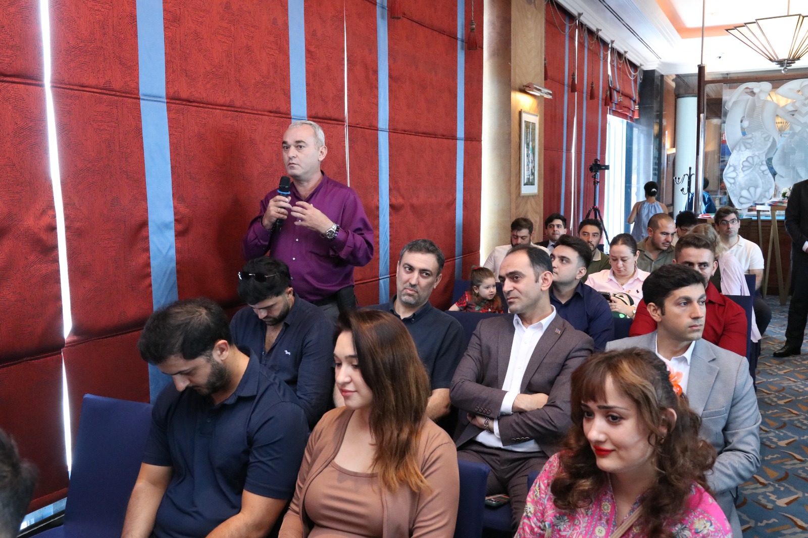 Diaspor tarixində ilk dəfə Vyetnamda yaşayan azərbaycanlılarla görüş keçirilib (FOTO)