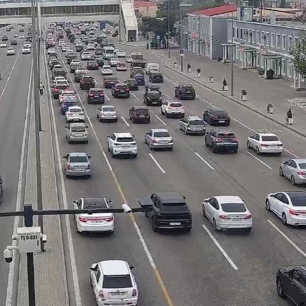 DİQQƏT: Bu yollarda tıxac var - SİYAHI (FOTO)