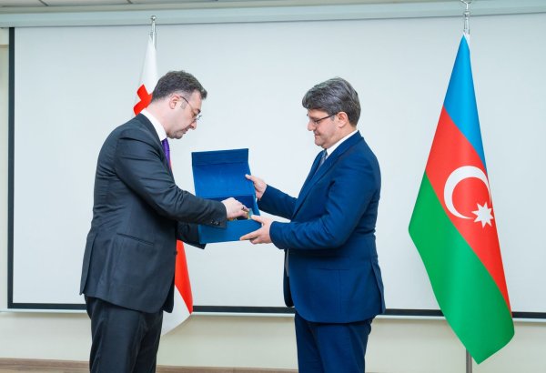 Rəşad İsmayılov gürcüstanlı nazirlə görüşüb (FOTO)