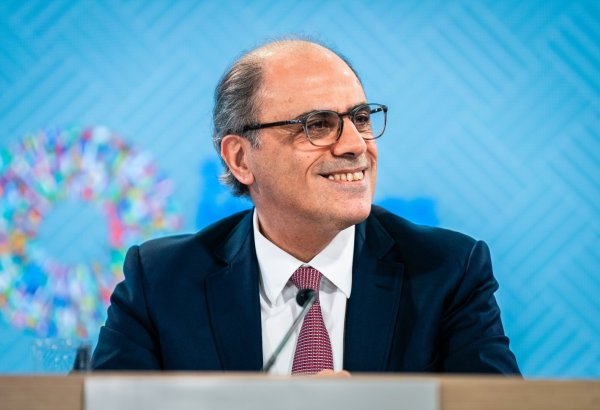 Enerji sektoru üzrə əlavə gəlirlər Azərbaycanın ehtiyatlarının möhkəmlənməsinə töhfə verə bilər - Beynəlxalq Valyuta Fondu (ÖZƏL MÜSAHİBƏ)